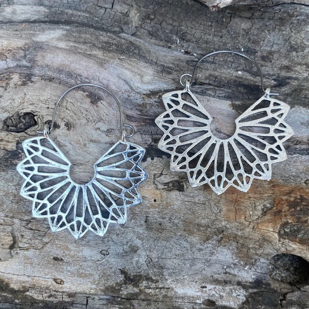 Beautiful Silver Mandala Earrings - Picture 8 of 8